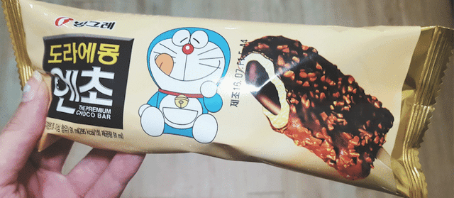 Korean Ice Cream 3 Binggeure Doraemong & Cho